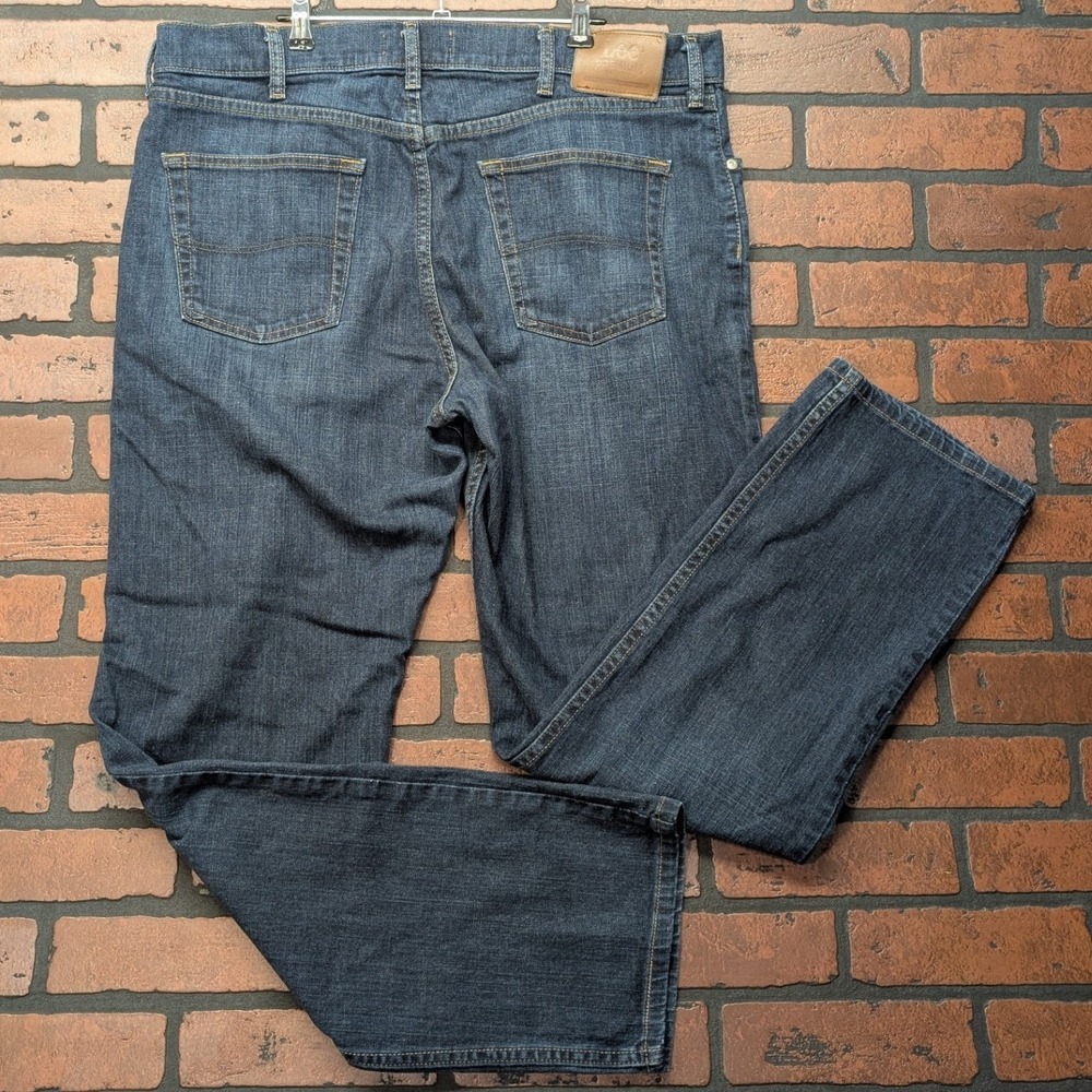 Lee Men's 38x32 Premium‎ Select Dark Wash Straight Leg Jeans - Picture 6 of 13